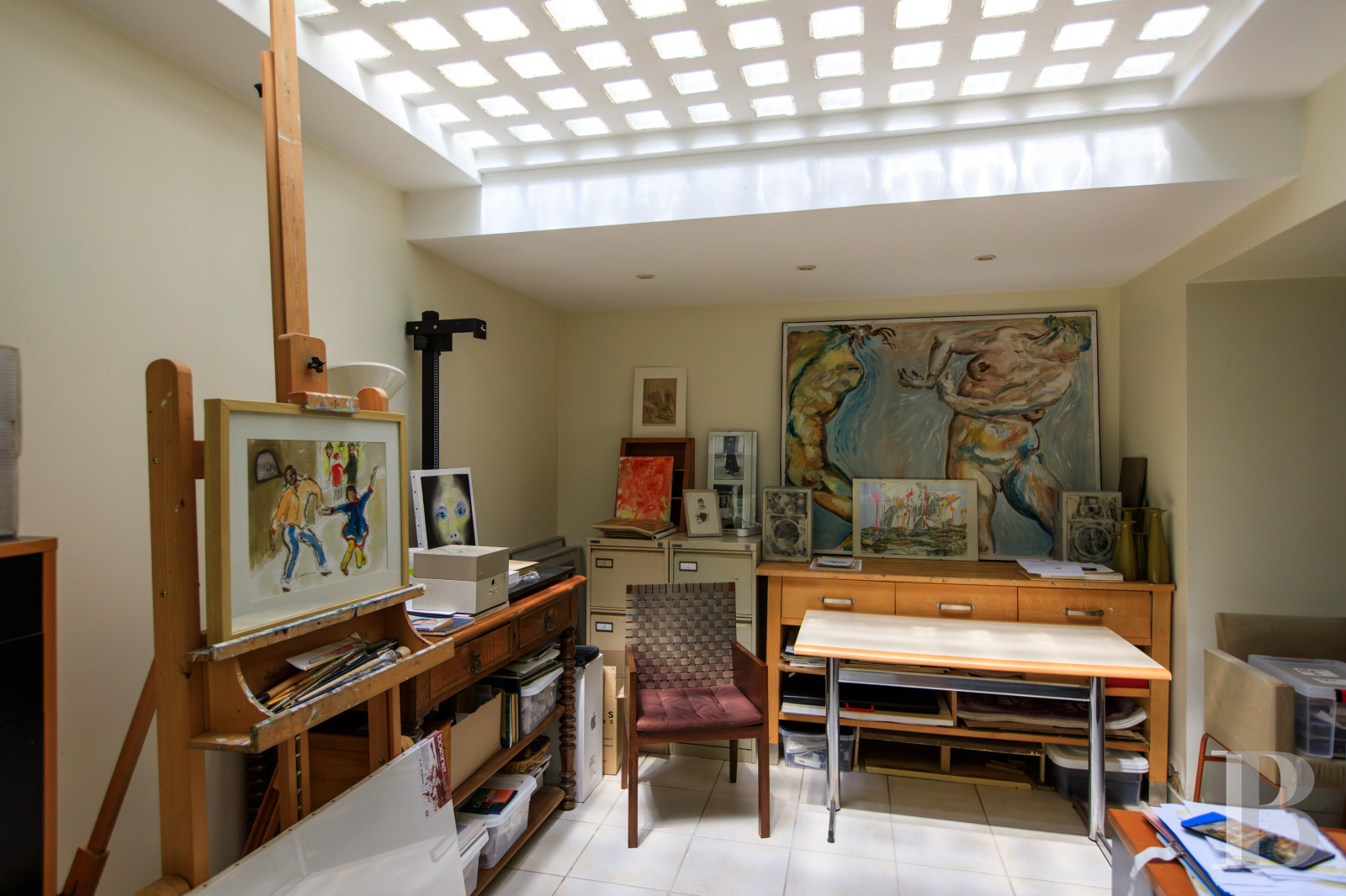 En Saône-et-Loire, à Mâcon, une villa et son jardin entièrement de style Art déco - photo  n°58